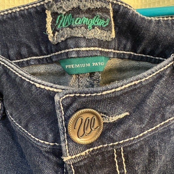 Wrangler Jeans - Picture 2 of 5